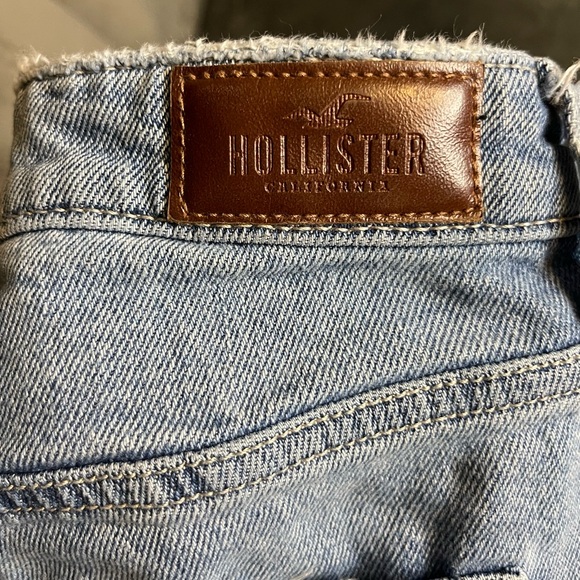 Hollister Jeans, Size 26 - Picture 4 of 4